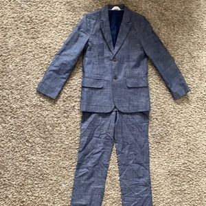 New Blue suit size boys 14